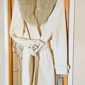 Trina Turk Size 10 Cream Color Coat